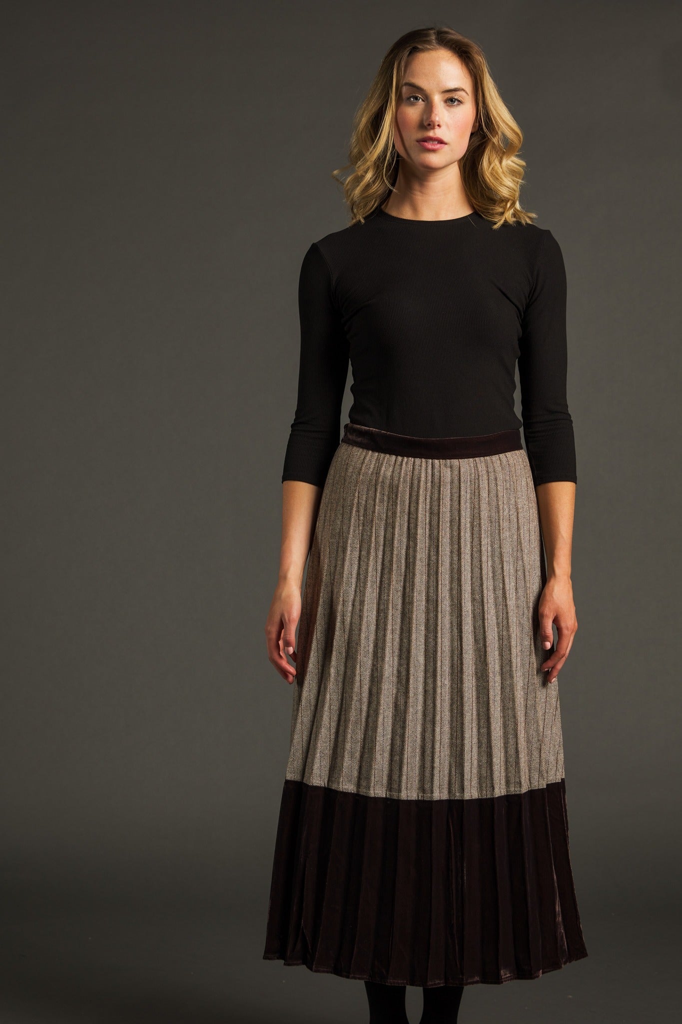 Brown Herringbone Skirt With Velvet