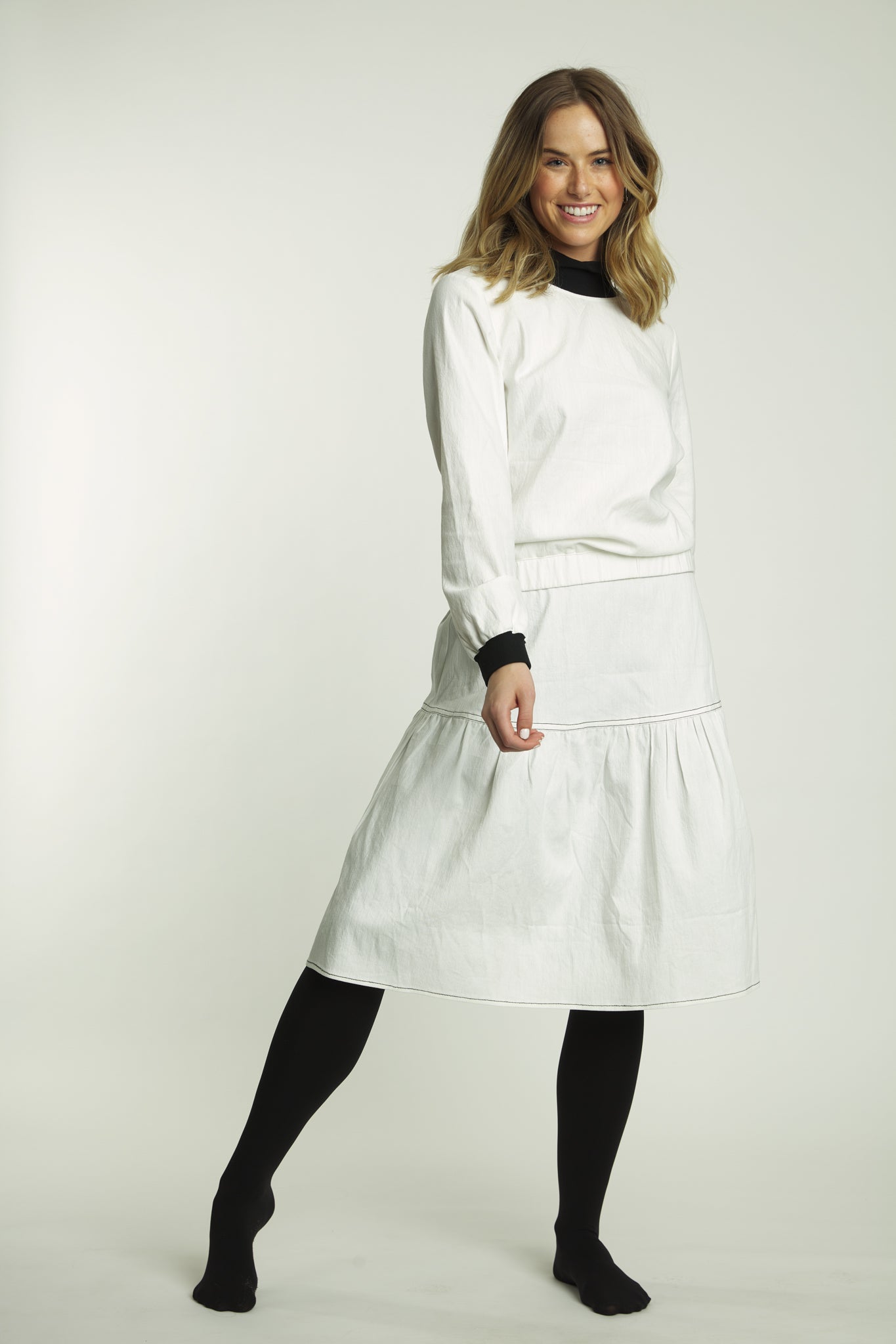 White denim hotsell ruffle skirt