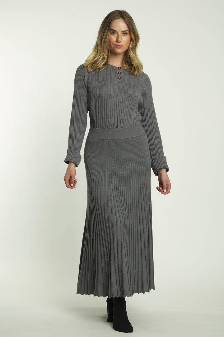 Grey Knit Ribbed Top With Marled Buttons