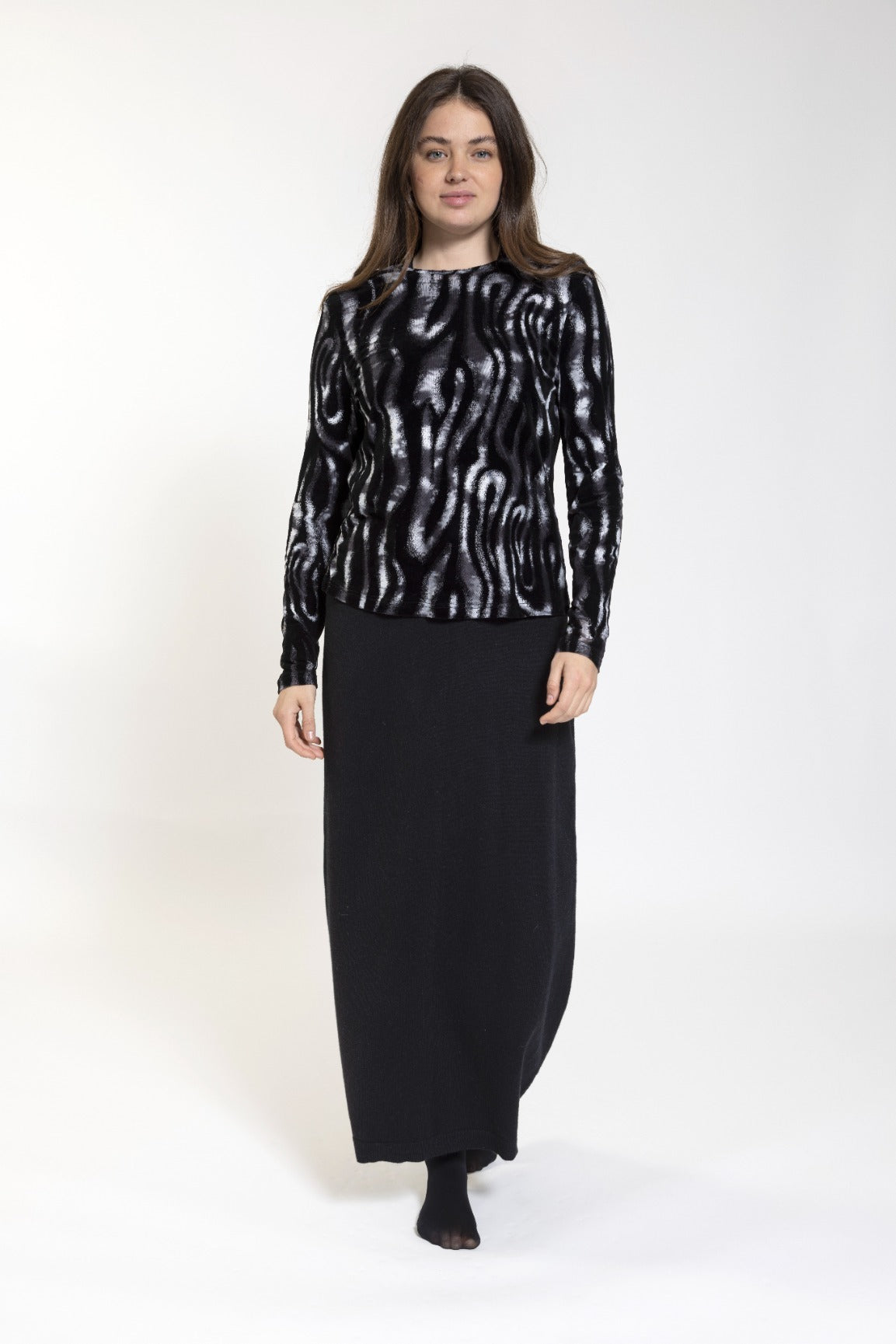 Black And White Abstract Round Neckline Top