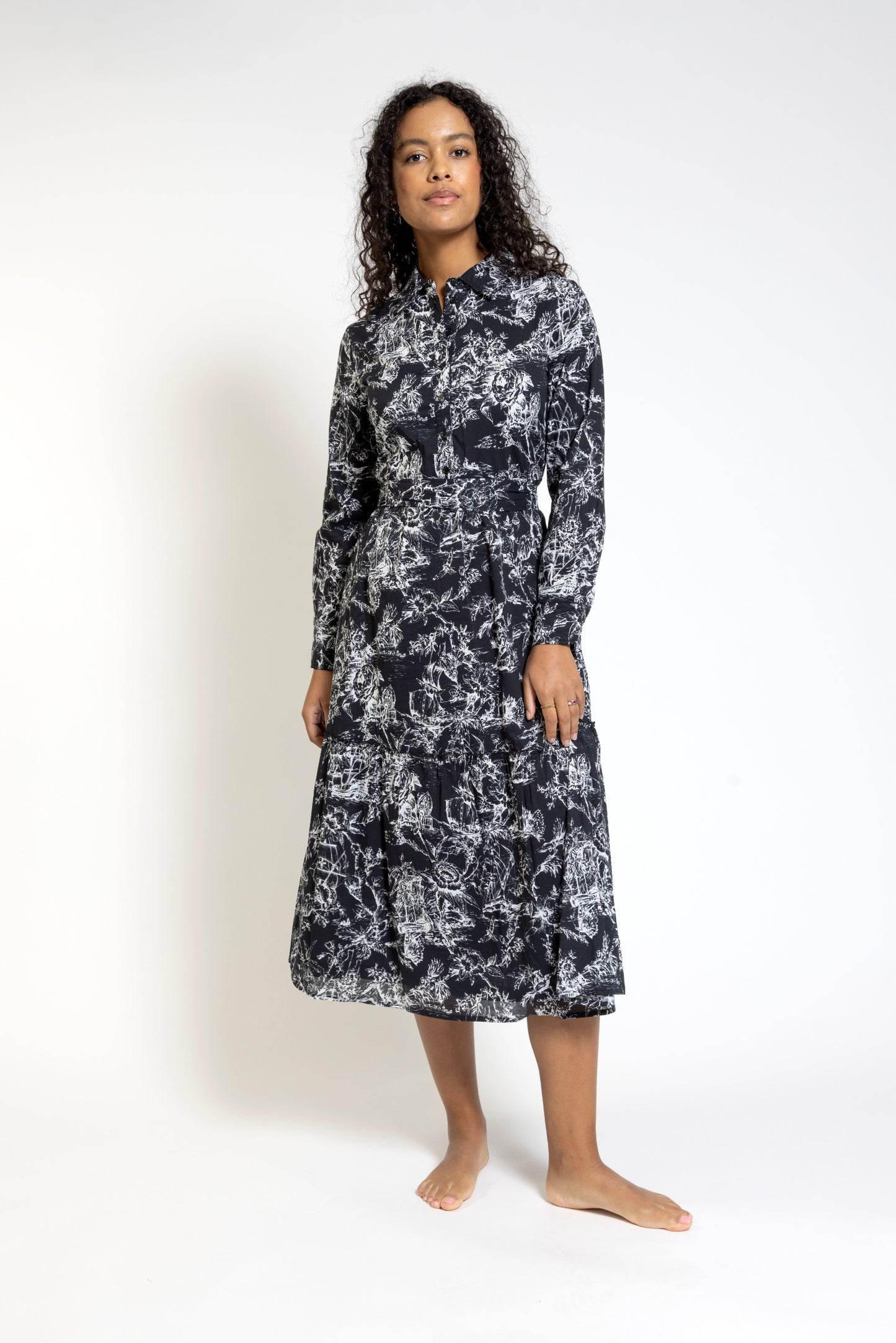 Black Base White Flower Printd Shirt Dress