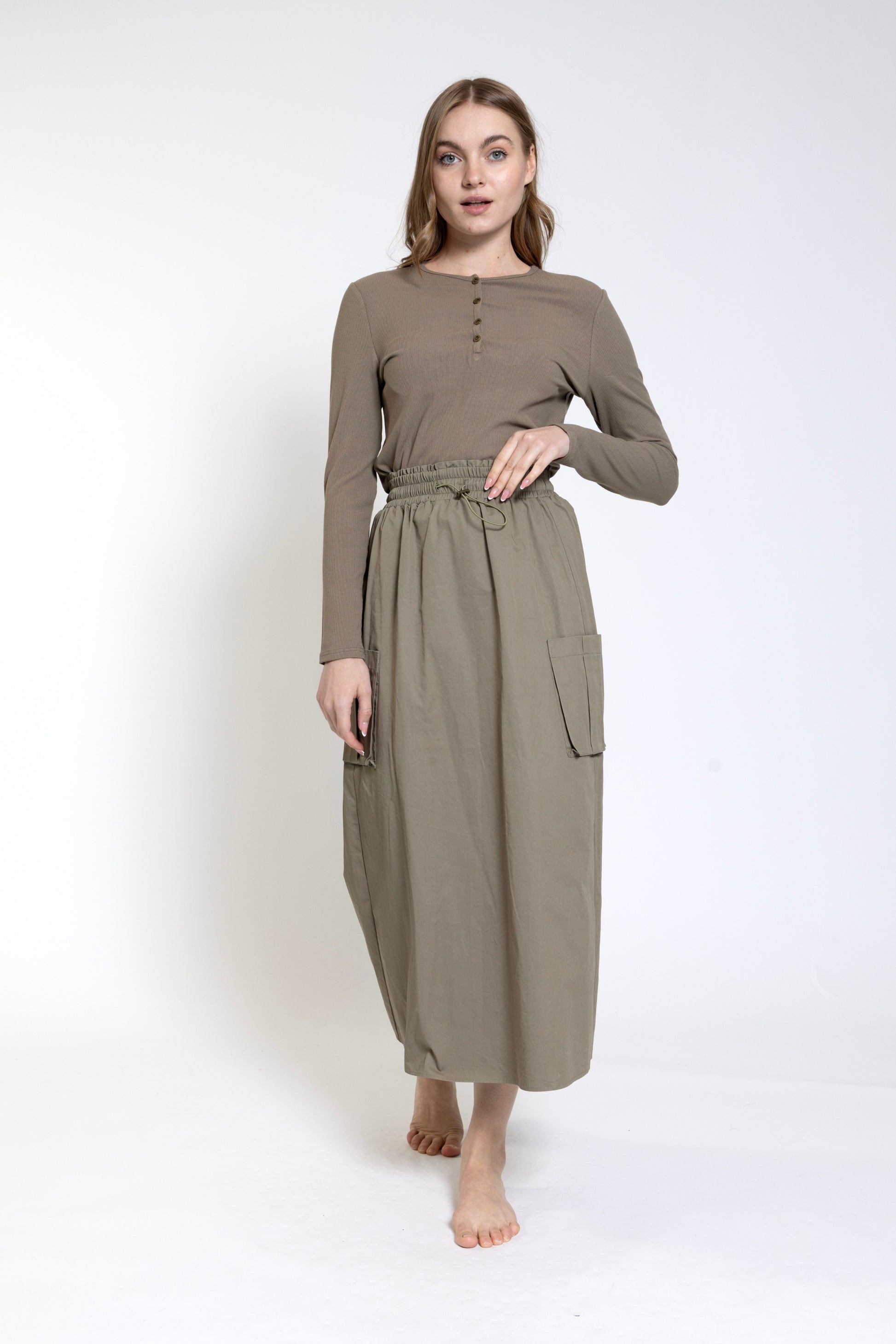 Khaki Green Skirt With Pockets