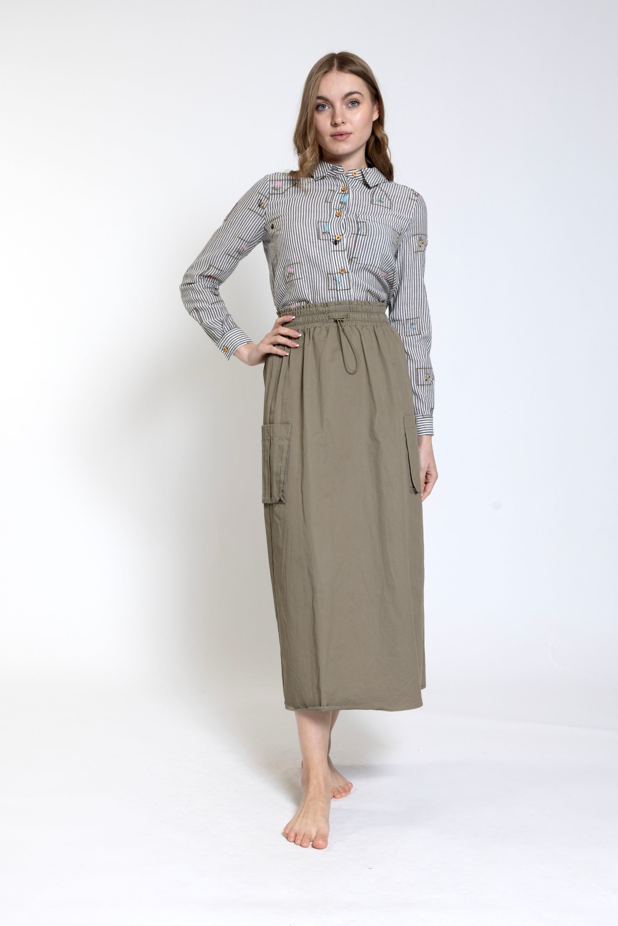 Khaki Green Skirt With Pockets