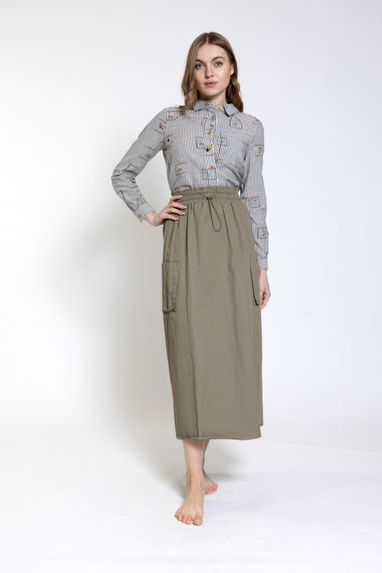 Khaki Green Skirt With Pockets