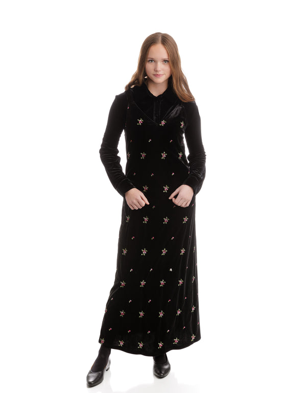 Flower Embroidery Velvet Dress With Black Velvet Shirt