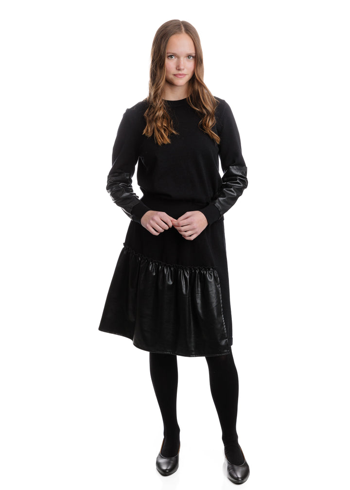 Black Knit Skirt With Leather Ruffle