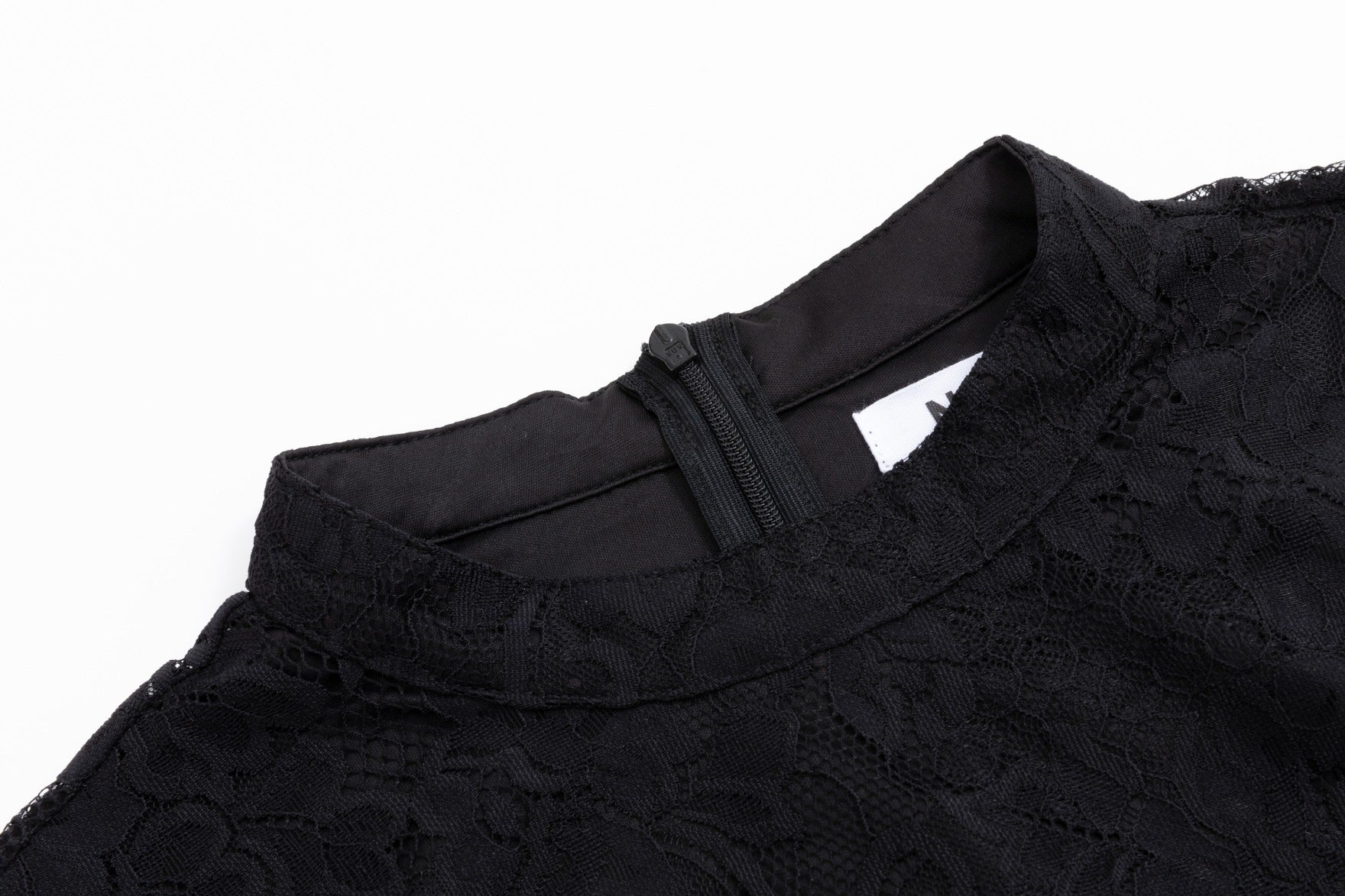 Black Lace Zigzag Bottom Rulle Dress