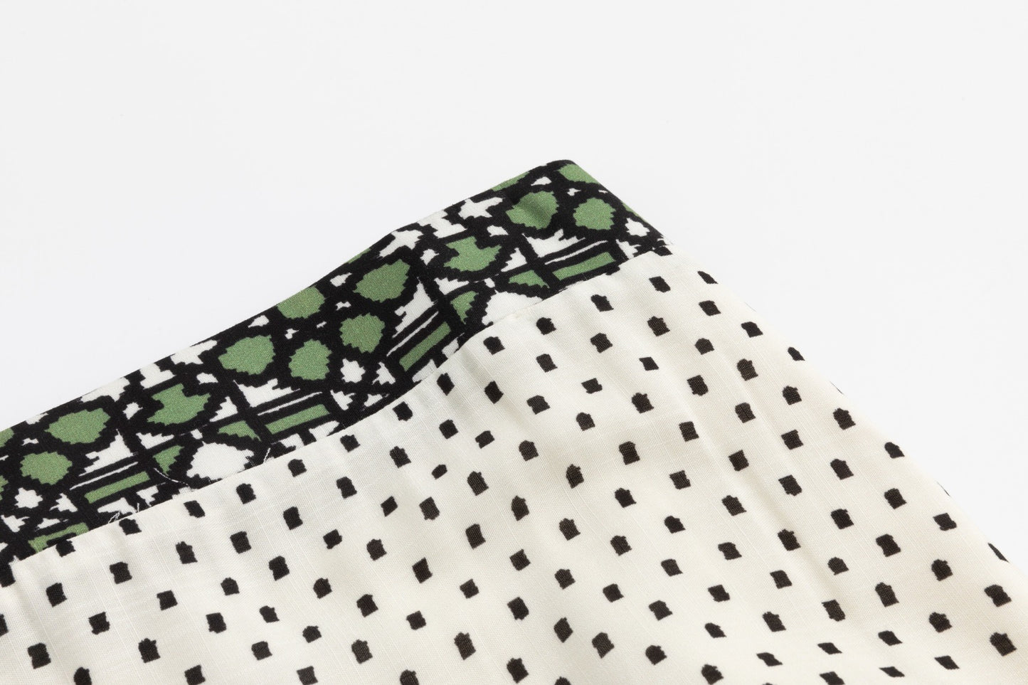 White Base Green Geometric Print Skirt