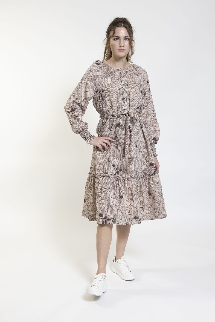 Brown Bottom Layer And Smocking Cuff Dress