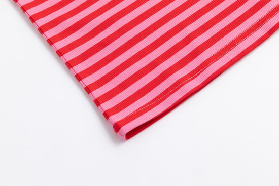 Ribbed V-Neck T-Shirt - Pink/Red