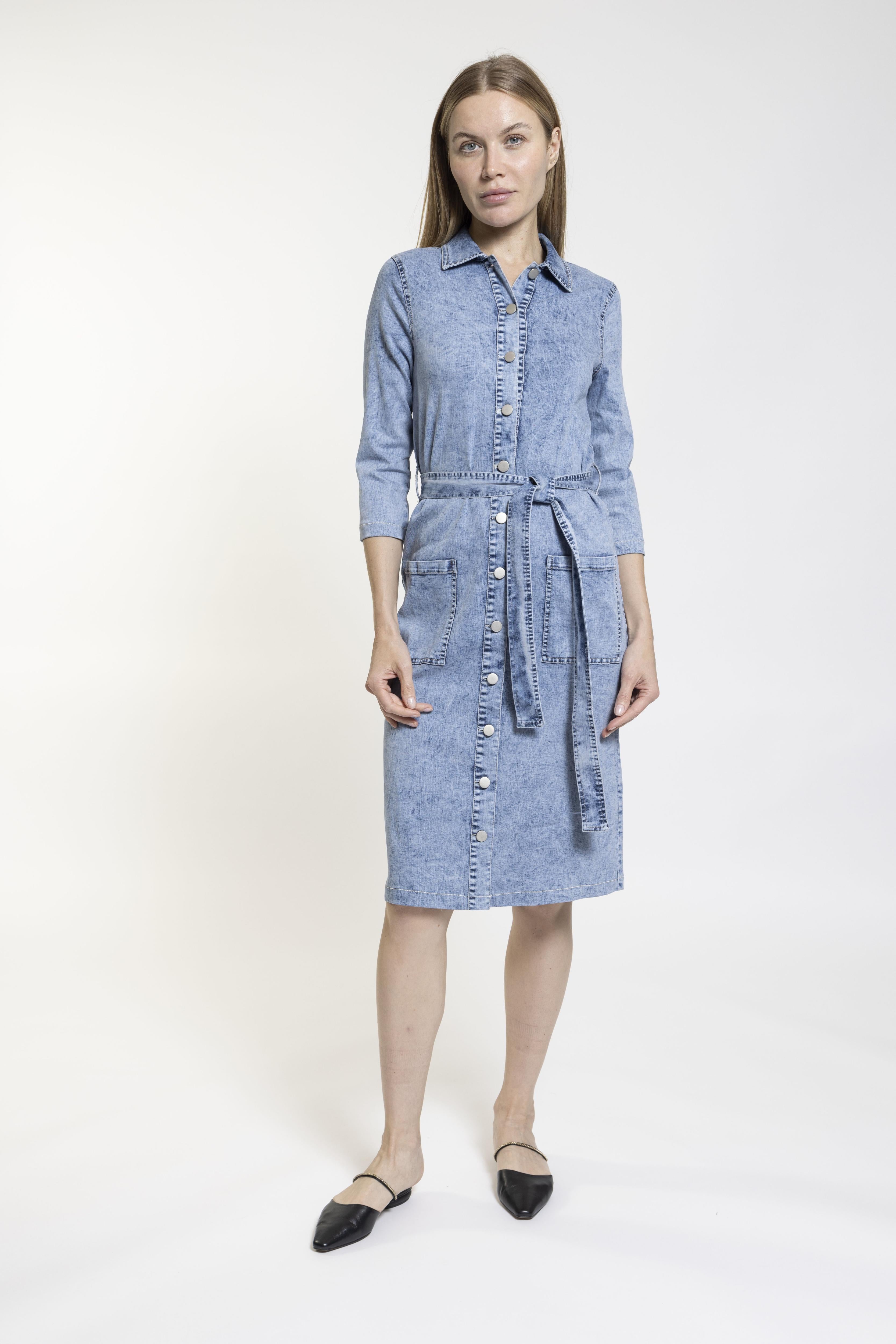 Blue Denim Dress With Front Pocket And Belt